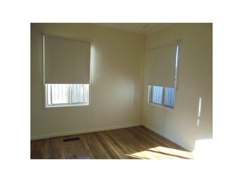 39 Pine Street, Frankston North VIC 3200