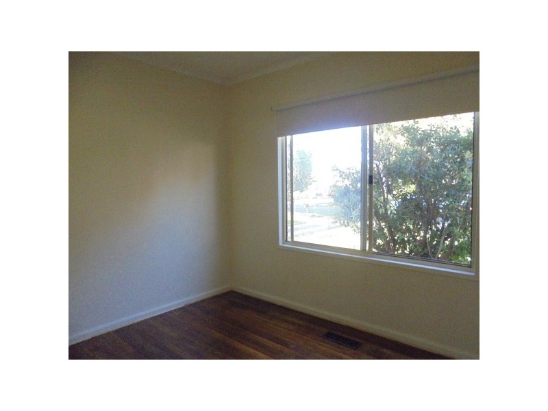 39 Pine Street, Frankston North VIC 3200