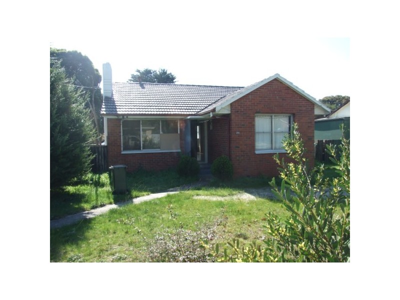 23 Pine Street, Frankston North VIC 3200