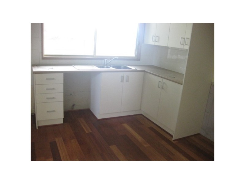 23 Pine Street, Frankston North VIC 3200
