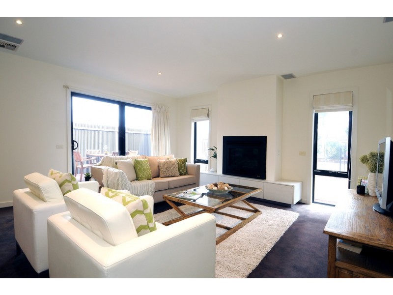 1/20 Bruce Street, Dandenong VIC 3175