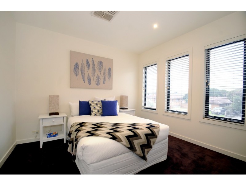 1/20 Bruce Street, Dandenong VIC 3175