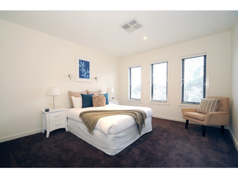 1/20 Bruce Street, Dandenong VIC 3175