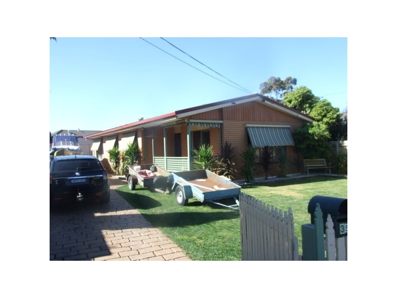 35 Elisdon Avenue, Seaford VIC 3198
