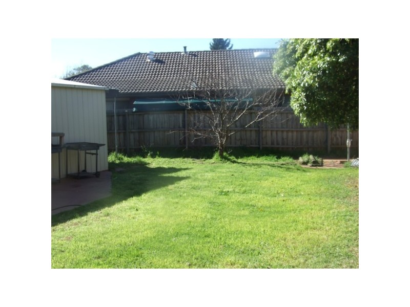 35 Elisdon Avenue, Seaford VIC 3198