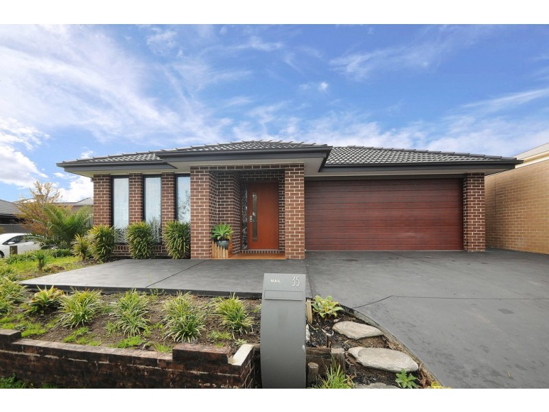 35 Olympus Crescent, Cranbourne West VIC 3977