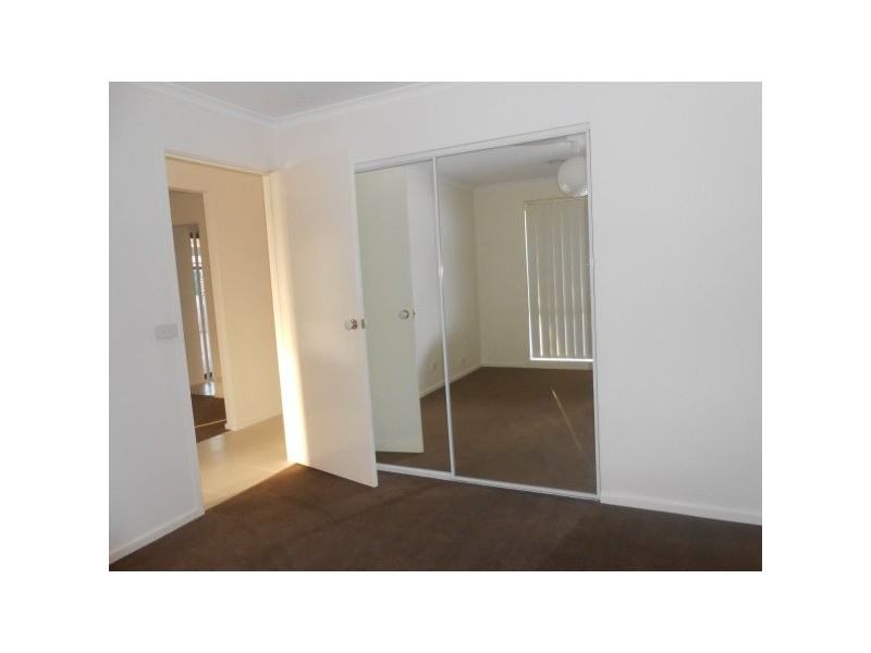 14 Willora Crescent, Cranbourne West VIC 3977