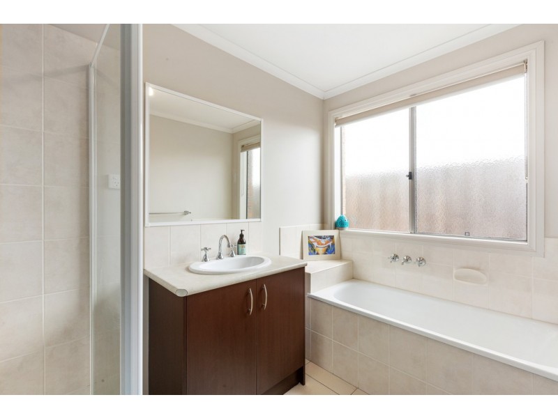 38 Myhaven Circuit, Carrum Downs VIC 3201