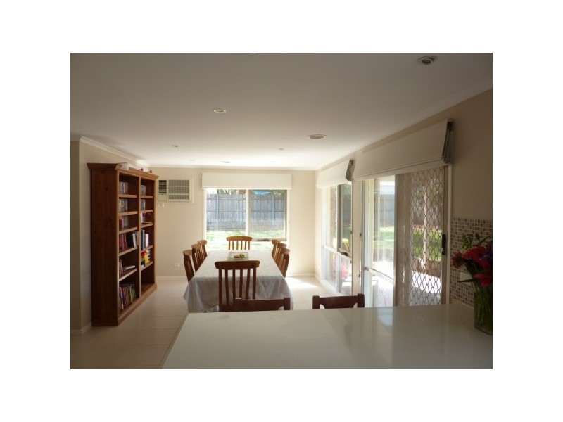 15 Heatherleigh Court, Carrum Downs VIC 3201