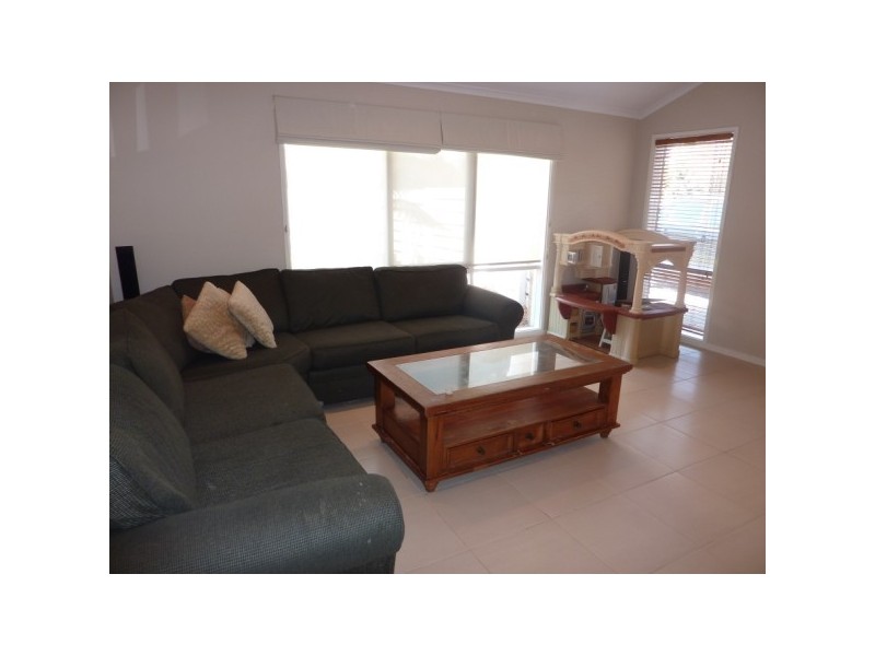 15 Heatherleigh Court, Carrum Downs VIC 3201