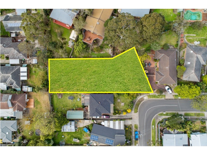 30 Coprosma Avenue, Frankston VIC 3199