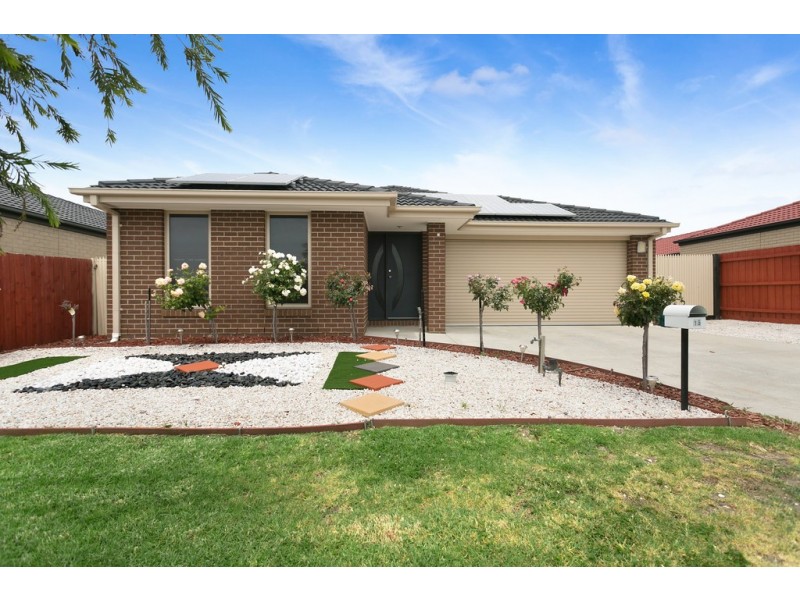 15 Myhaven Circuit, Carrum Downs VIC 3201