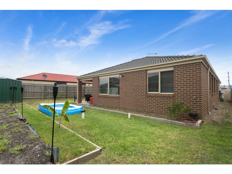 15 Myhaven Circuit, Carrum Downs VIC 3201
