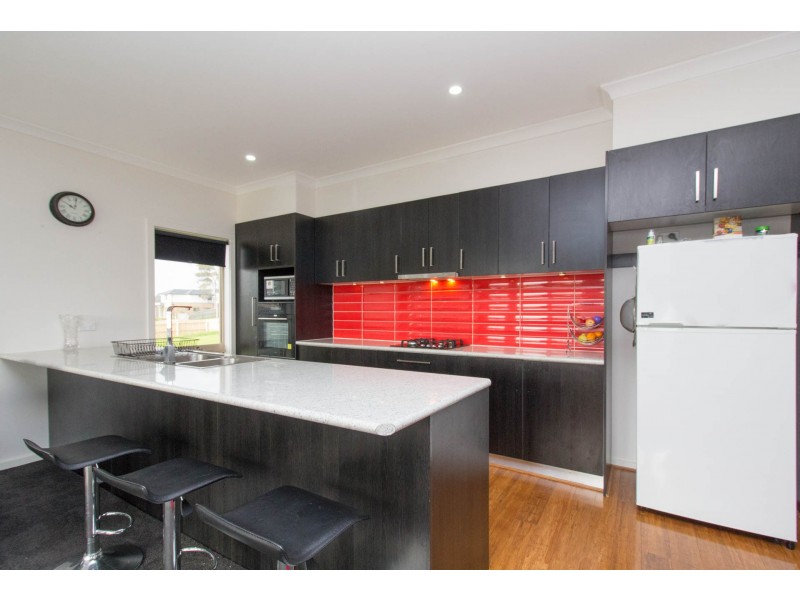 12 Gonis Crescent, Carrum Downs VIC 3201