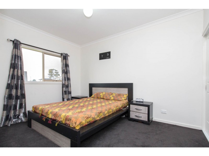 12 Gonis Crescent, Carrum Downs VIC 3201