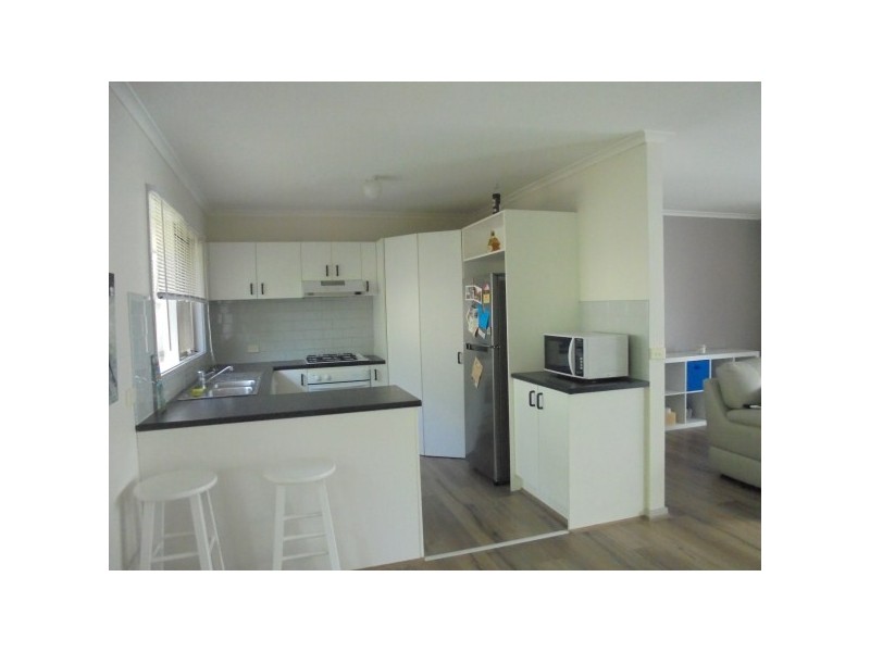 3/52 Alameda Avenue, Mornington VIC 3931