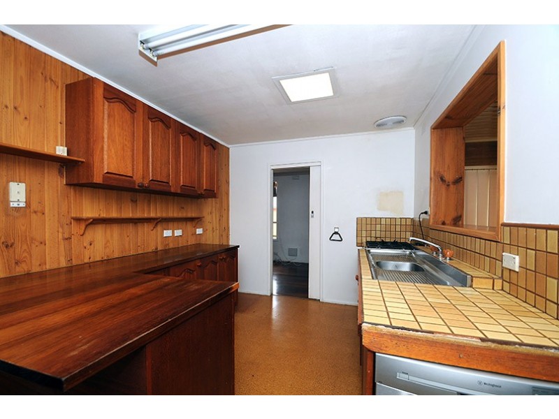 6 Adina Court, Frankston VIC 3199