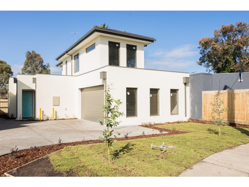 2/43 Sutton Street, Chelsea Heights VIC 3196