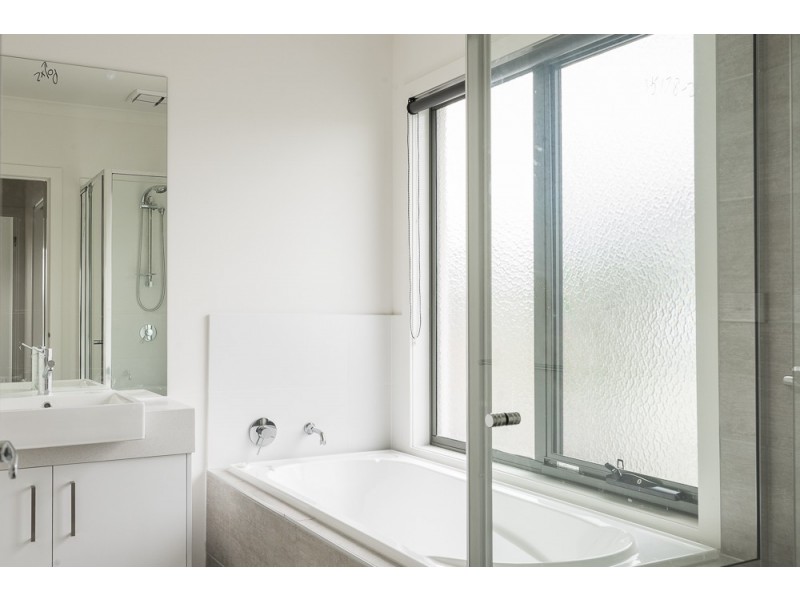 2/43 Sutton Street, Chelsea Heights VIC 3196