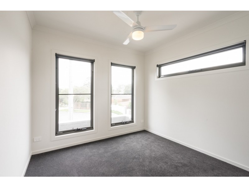 2/43 Sutton Street, Chelsea Heights VIC 3196