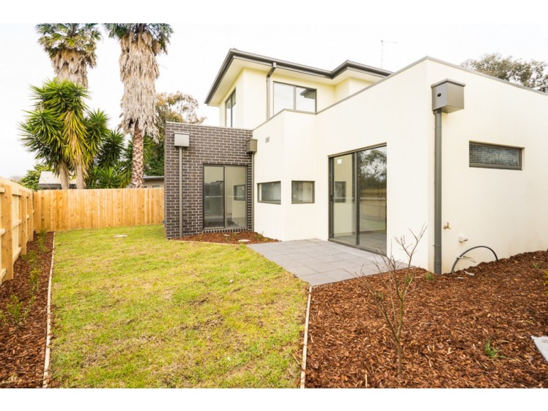 2/43 Sutton Street, Chelsea Heights VIC 3196