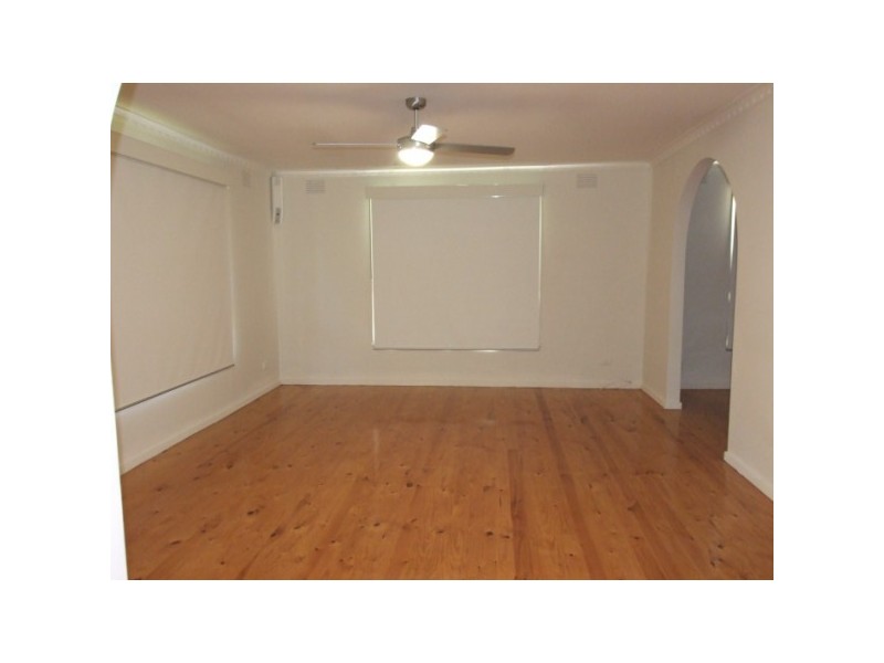 330 Hall Road, Skye VIC 3977