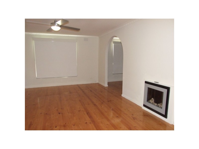 330 Hall Road, Skye VIC 3977