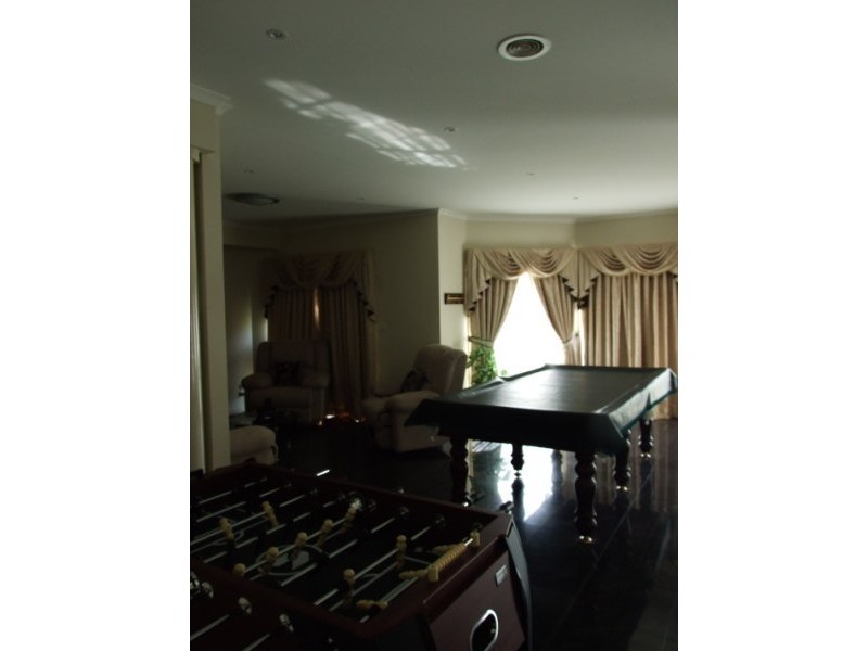 54 Delatite Way, Skye VIC 3977