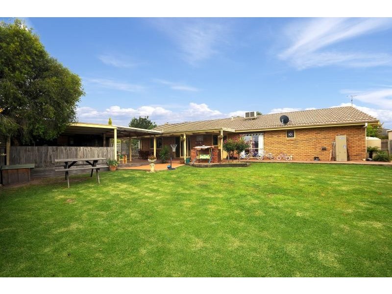 2 Monica Court, Pearcedale VIC 3912