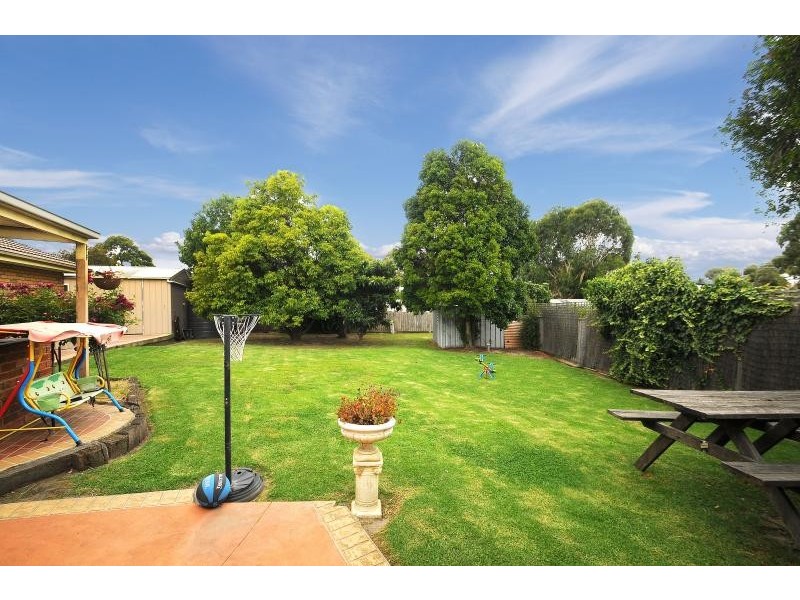 2 Monica Court, Pearcedale VIC 3912