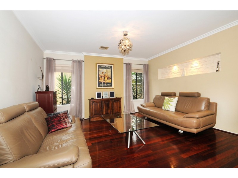 115 Sandhurst Boulevard, Sandhurst VIC 3977