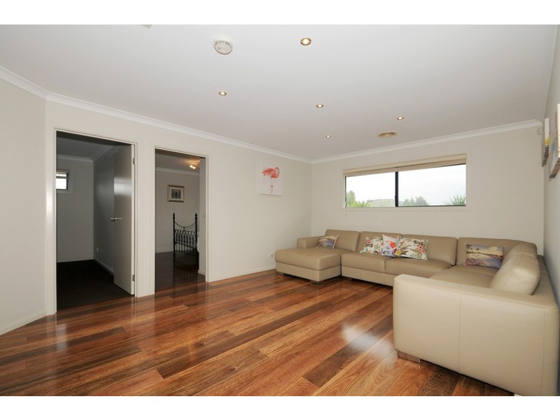 115 Sandhurst Boulevard, Sandhurst VIC 3977