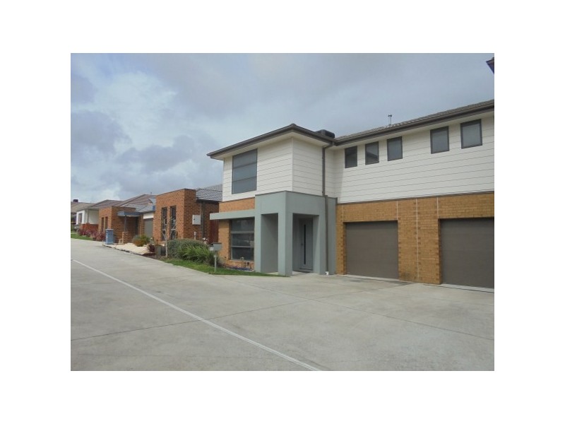 13/11 Brunnings Road, Carrum Downs VIC 3201
