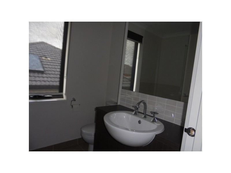 13/11 Brunnings Road, Carrum Downs VIC 3201