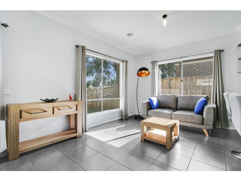 14 Cranbrook Circuit, Officer VIC 3809