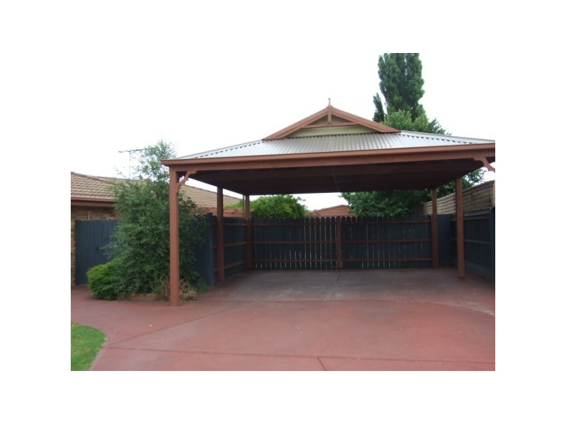 25 Pardalote Avenue, Carrum Downs VIC 3201