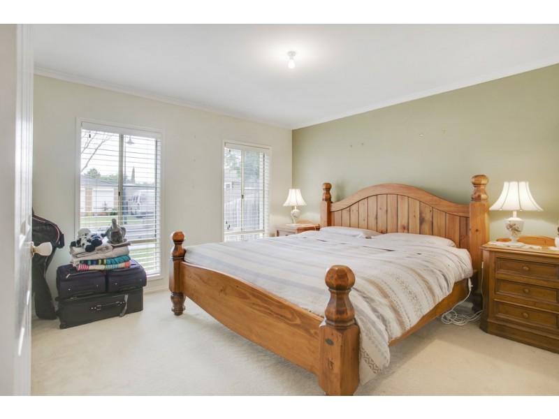 5 Delatite Way, Skye VIC 3977