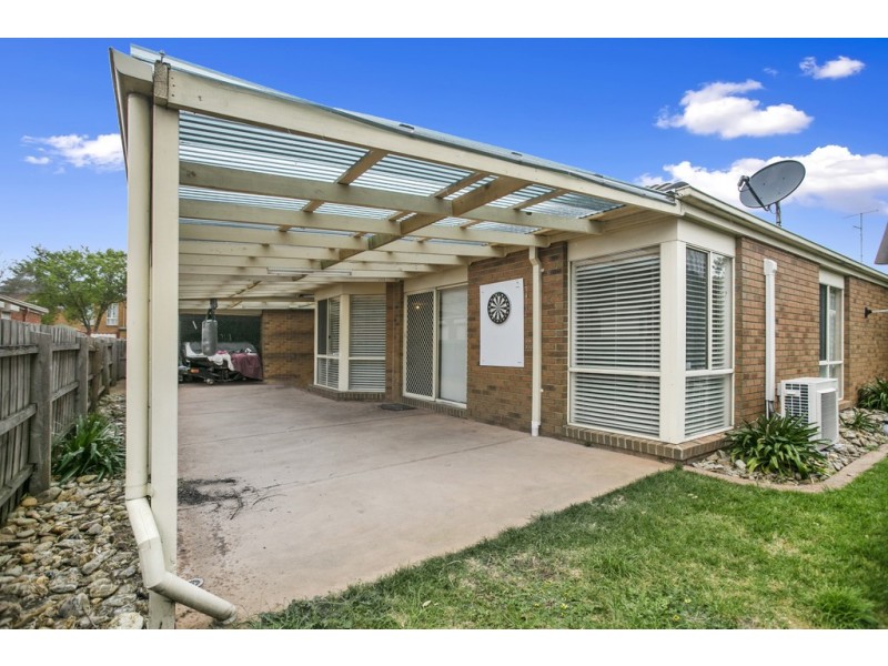 5 Delatite Way, Skye VIC 3977
