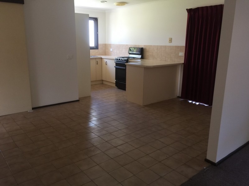 204 Hall Road, Carrum Downs VIC 3201