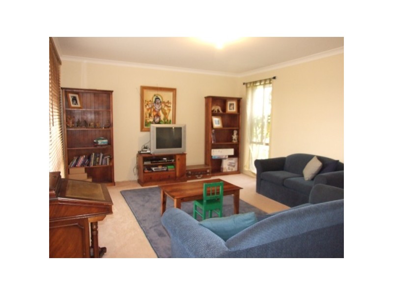 33 Oberon Drive, Carrum Downs VIC 3201