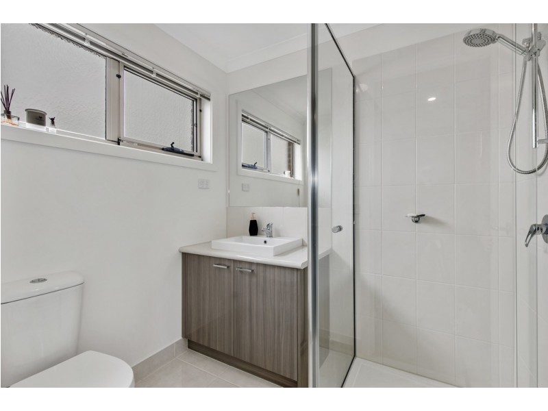 13 Sandstone Circuit, Carrum Downs VIC 3201