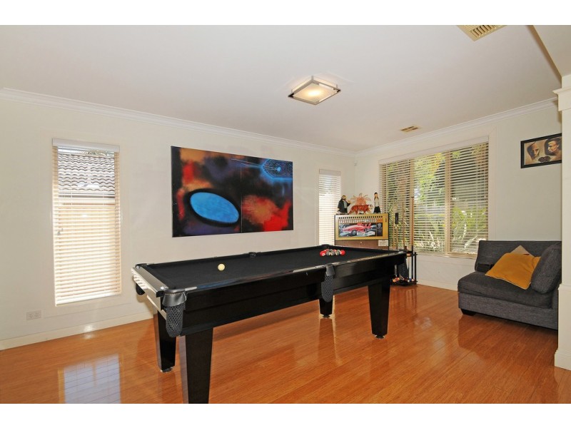 80 Broderick Rd, Carrum Downs VIC 3201