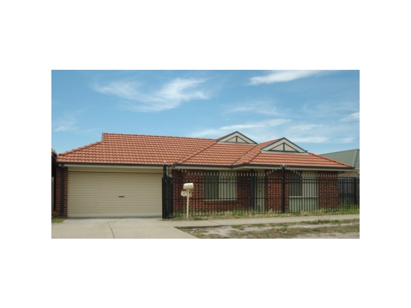 9 Edinburgh Drive, Skye VIC 3977
