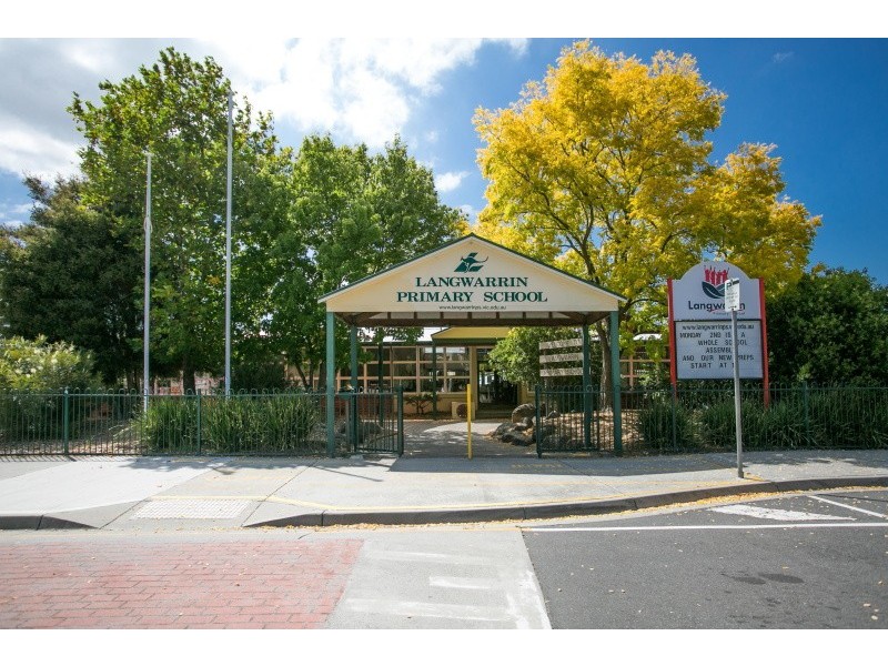 68 Yarralumla Drive, Langwarrin VIC 3910