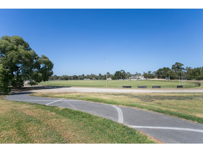 68 Yarralumla Drive, Langwarrin VIC 3910