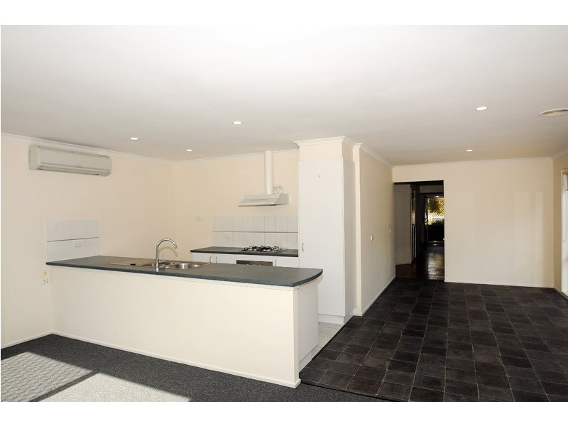 4 Windella Grove, Skye VIC 3977