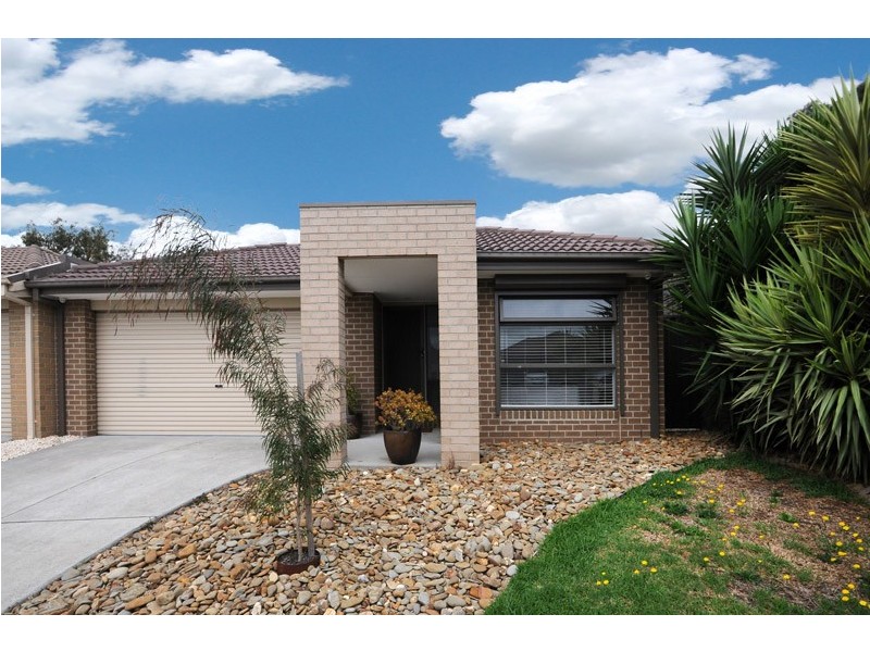 26 Carrumwoods Drive, Carrum Downs VIC 3201