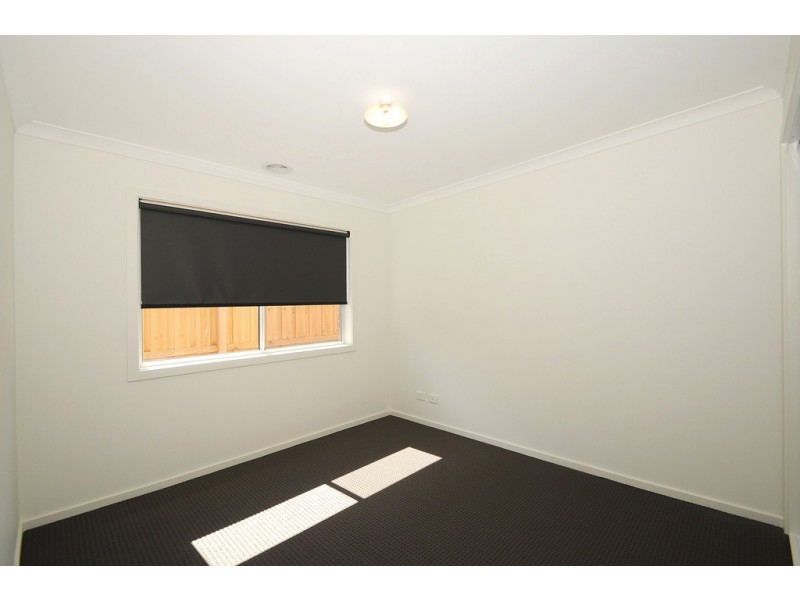 6 Sandstone Circuit, Carrum Downs VIC 3201