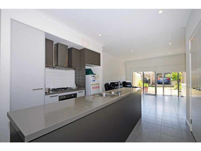 22/2 Sanoma Drive, Skye VIC 3977