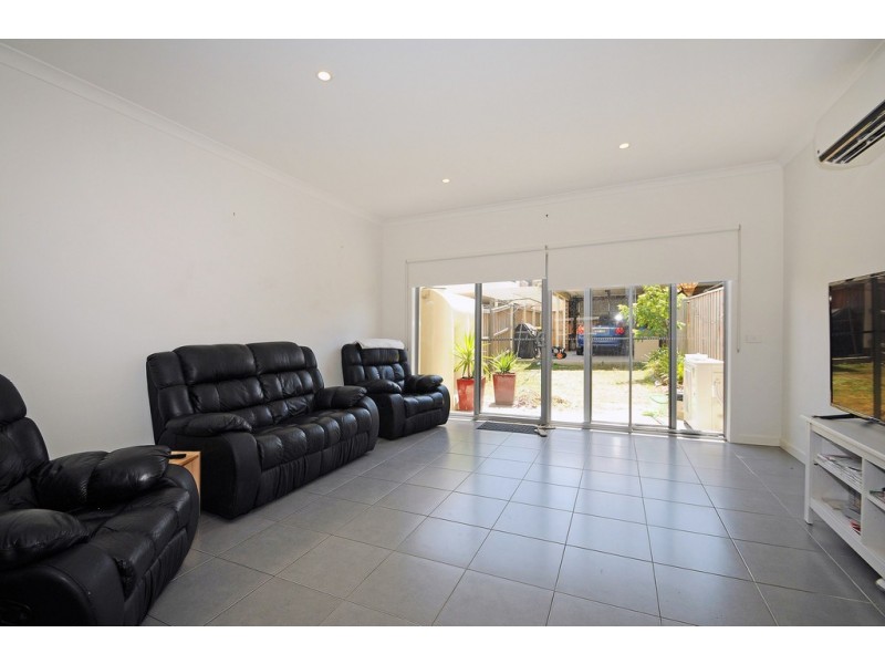 22/2 Sanoma Drive, Skye VIC 3977